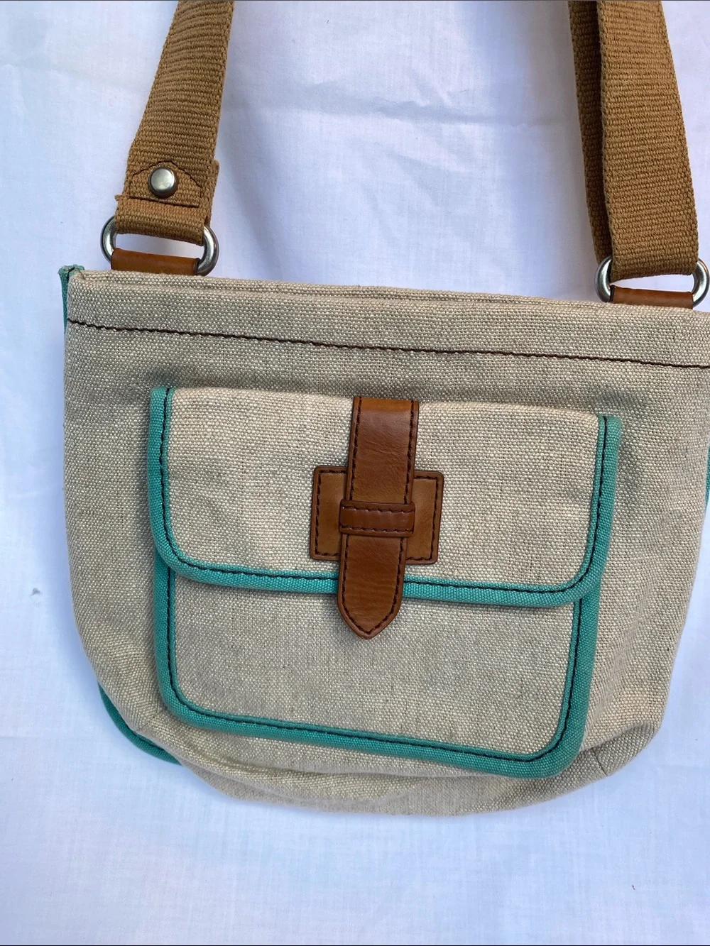 Fossil neutral canvas